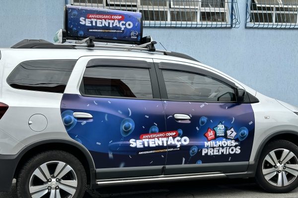 TaxiDoor e UberDoor: Propaganda de Táxi e Uber - Mídia OOH